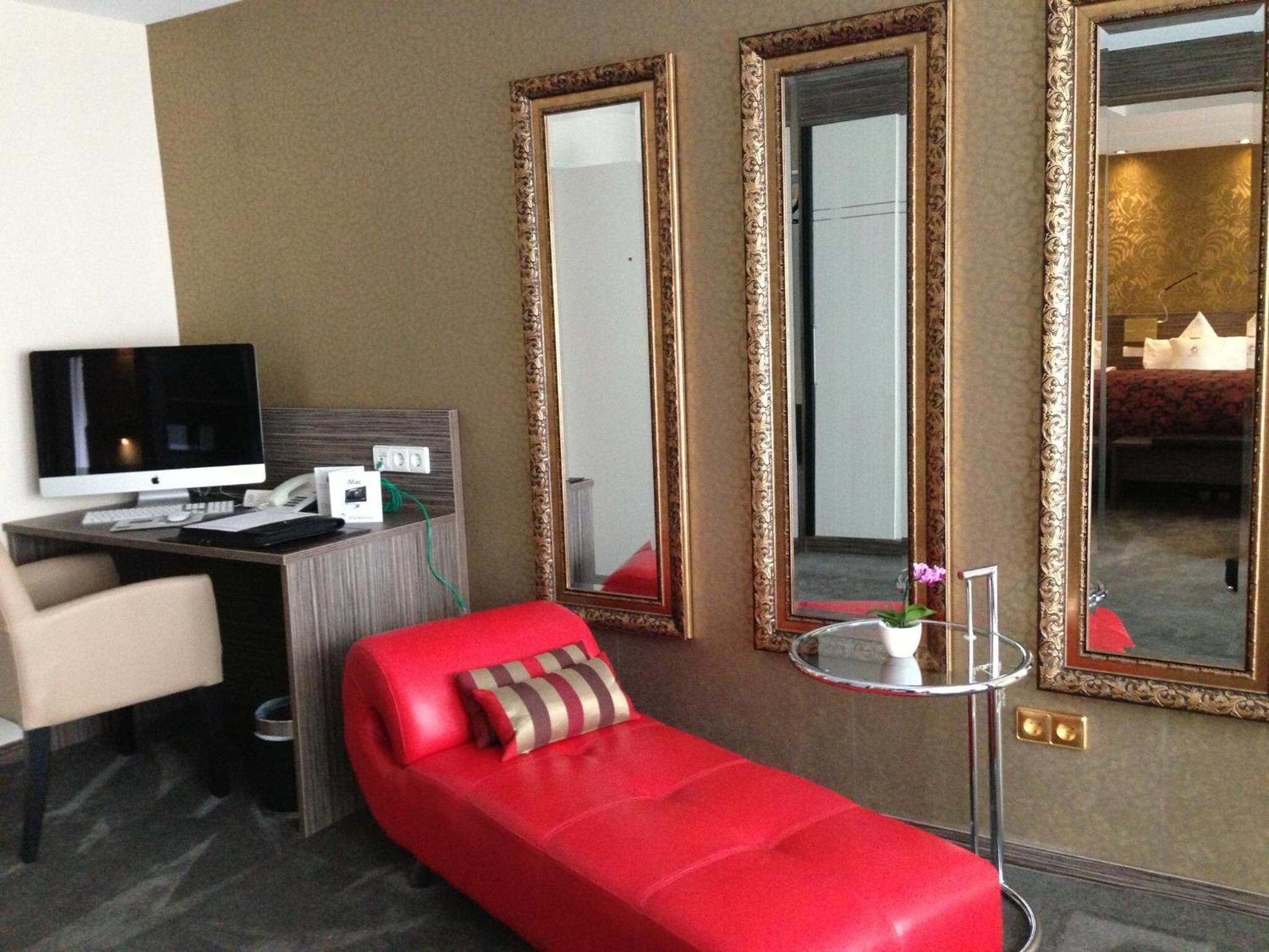 led tv, computer, pay films, computer monitors