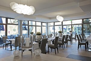 Se sirven desayunos, almuerzos, cenas y cocina alemana