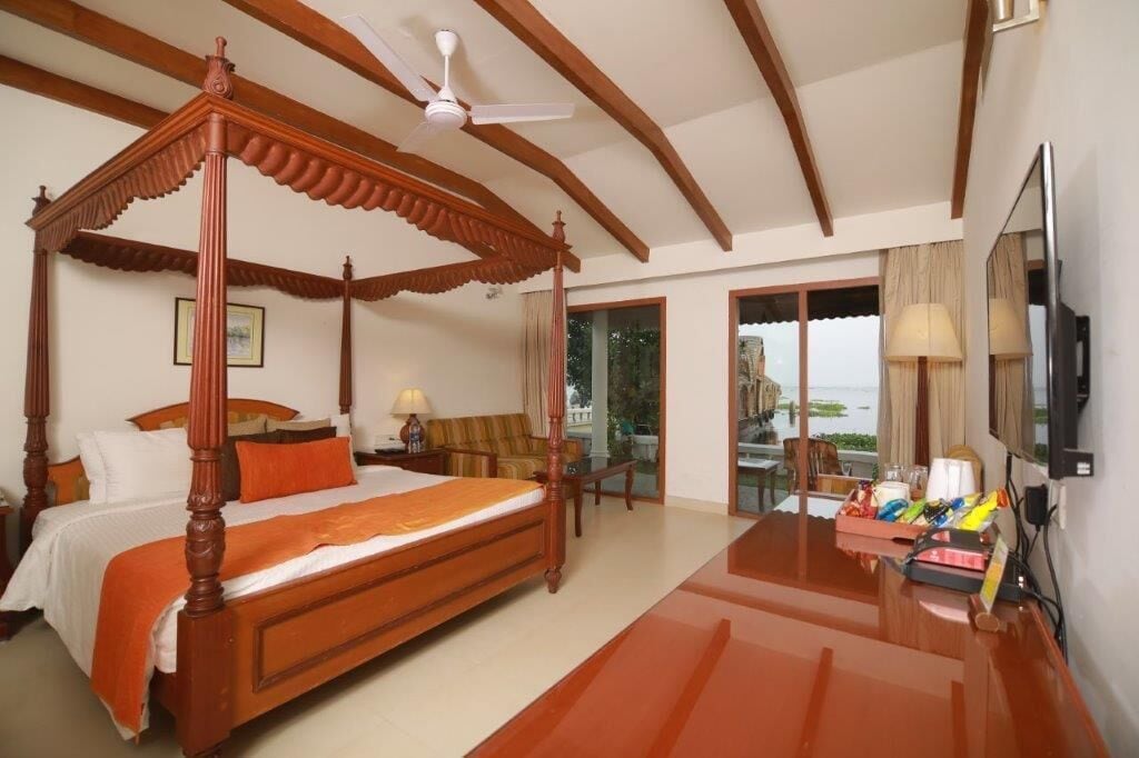 Junior Double Room
