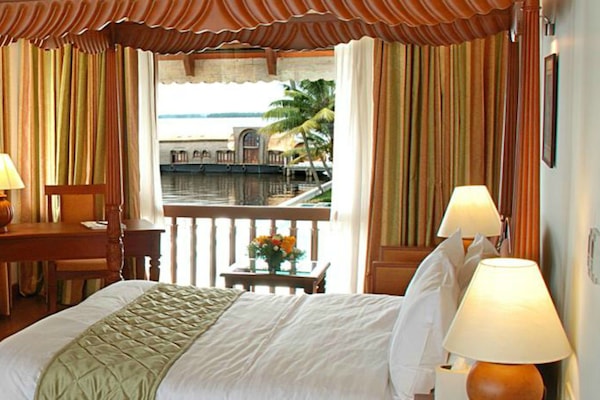 Superior Lake Front Pool Deck Suite | Premium bedding, minibar, in-room safe, desk