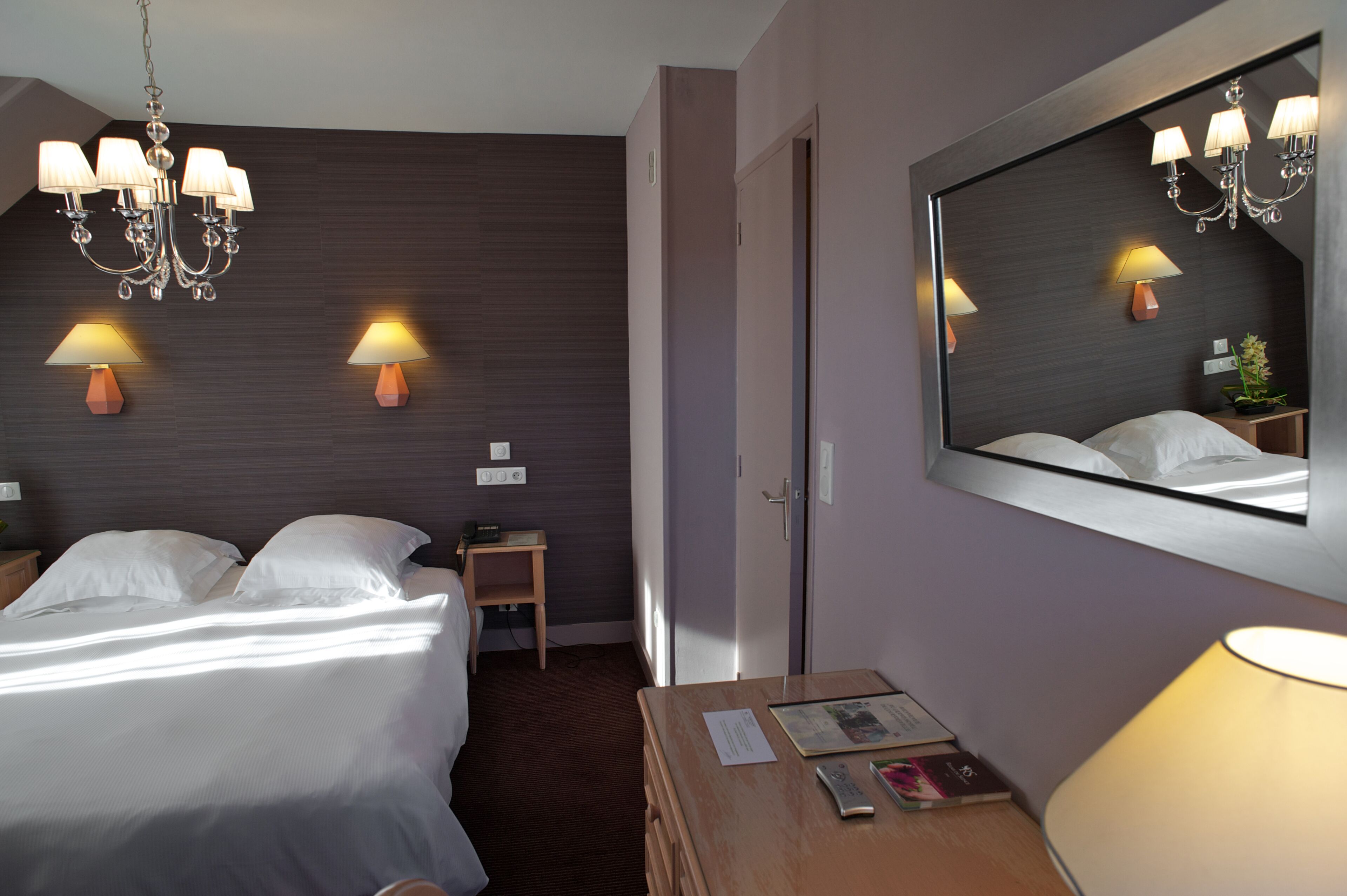 classic double room | in-room safe, soundproofing, cots/infant beds, free wifi