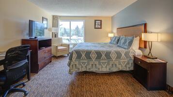 Standaard kamer, 1 kingsize bed, niet-roken | Luxe beddengoed, pillowtop-bedden, een bureau, verduisterende gordijnen