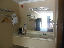 Deluxe Room, 2 Queen Beds, Non Smoking | Bathroom sink