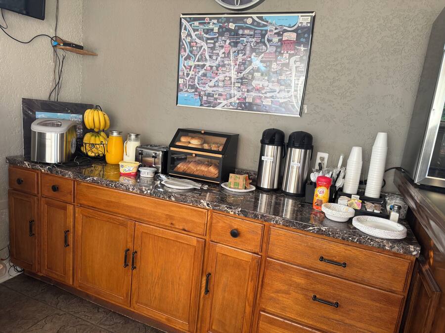 Desayuno continental incluido todos los días