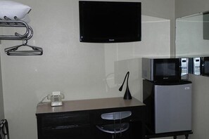 Soundproofing, iron/ironing board, free WiFi, bed sheets - Wagner Inn (Eureka Springs)