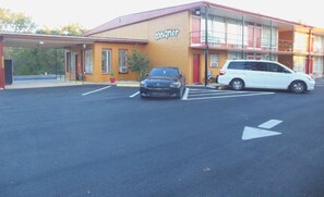 Free self parking