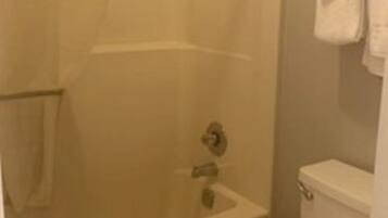 Deluxe Room, 2 Queen Beds, Non Smoking | Bathroom | Free toiletries, hair dryer, towels