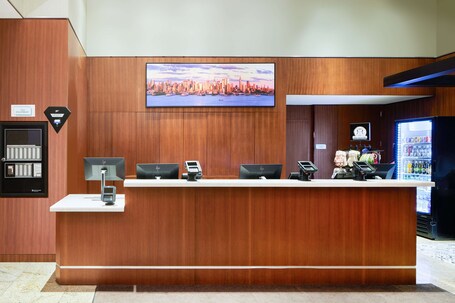 Hilton Garden Inn New York West 35th Street - Image 53