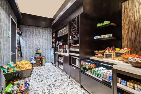 Hilton Garden Inn New York West 35th Street - Image 5
