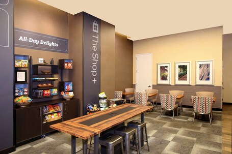 Hilton Garden Inn New York West 35th Street - Image 50