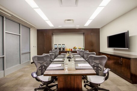 Hilton Garden Inn New York West 35th Street - Image 37