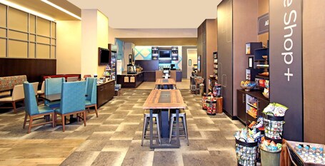 Hilton Garden Inn New York West 35th Street - Image 49