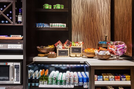 Hilton Garden Inn New York West 35th Street - Image 31