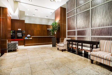 Hilton Garden Inn New York West 35th Street - Image 16