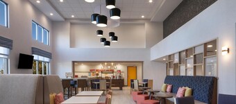 Hampton Inn & Suites Cleveland Mentor