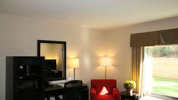 Room, 1 King Bed, Non Smoking | In-room safe, iron/ironing board, free cribs/infant beds, free WiFi