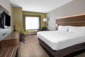 Standard Room, 1 King Bed | In-room safe, desk, iron/ironing board, free WiFi - Holiday Inn Express & Suites Dallas East - Fair Park by IHG (Dallas)