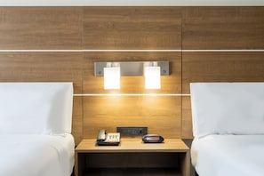 Zimmersafe, Schreibtisch, Bügeleisen/Bügelbrett, kostenloses WLAN