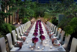 Outdoor banquet area - The Ritz-Carlton, Shenzhen (Shenzhen)