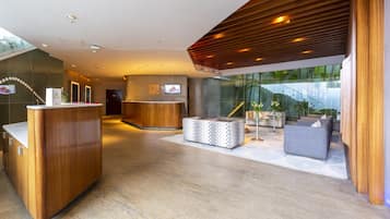 Sauna, ruang uap, pemandian Turki/hammam, dan perawatan tubuh
