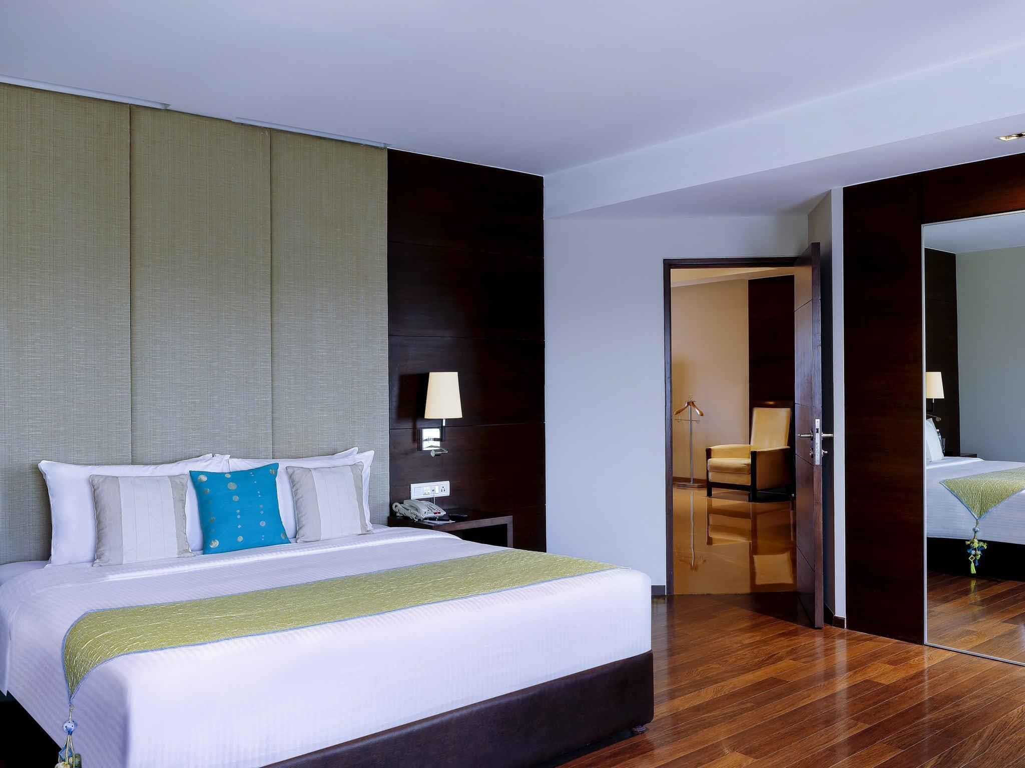 Presidential Suite, 1 King Bed | Egyptian cotton sheets, premium bedding, down comforters