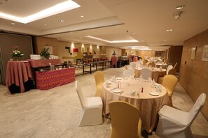 Banquet hall - Grand Mercure Vadodara Surya Palace Hotel (Vadodara)
