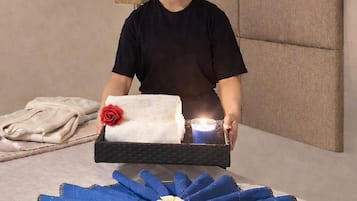 Een sauna, een stoombad, diepe bindweefselmassages, 2 behandelingskamers