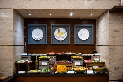 Grand Mercure Vadodara Surya Palace Hotel