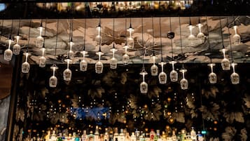 Bar (in der Unterkunft)