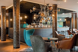 Bar (on property) - Motel One München-Westend (Munich)