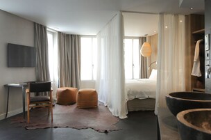 Premium bedding, in-room safe, desk, blackout curtains