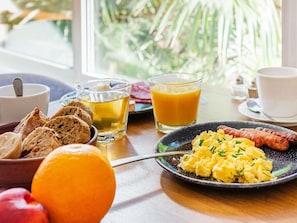 Free daily breakfast