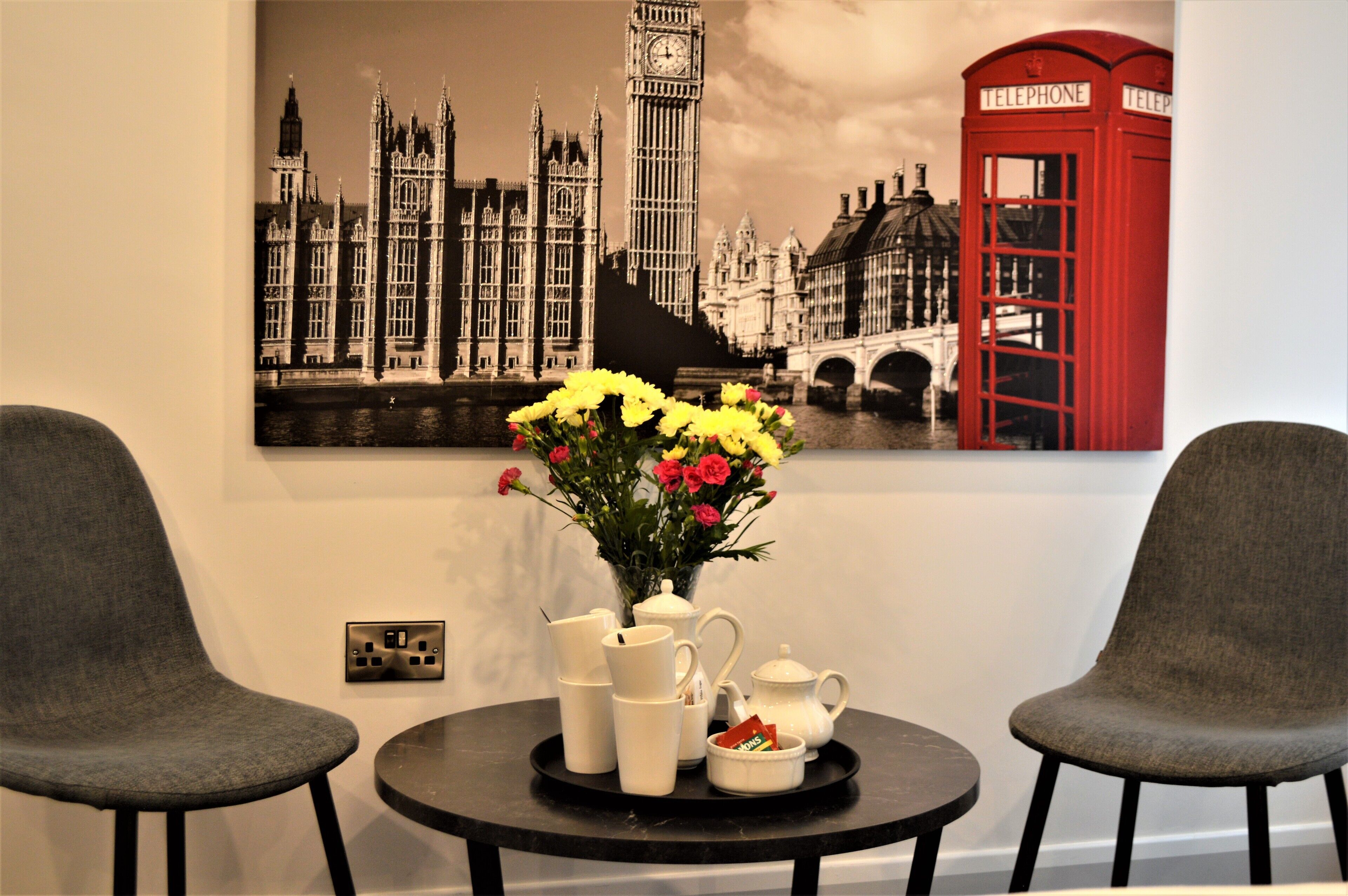 family triple room | 1 bedroom, individually decorated, individually furnished, desk