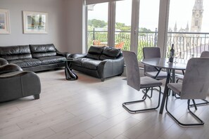 Panoramic Apartment, 1 Bedroom, Ocean View | Living area