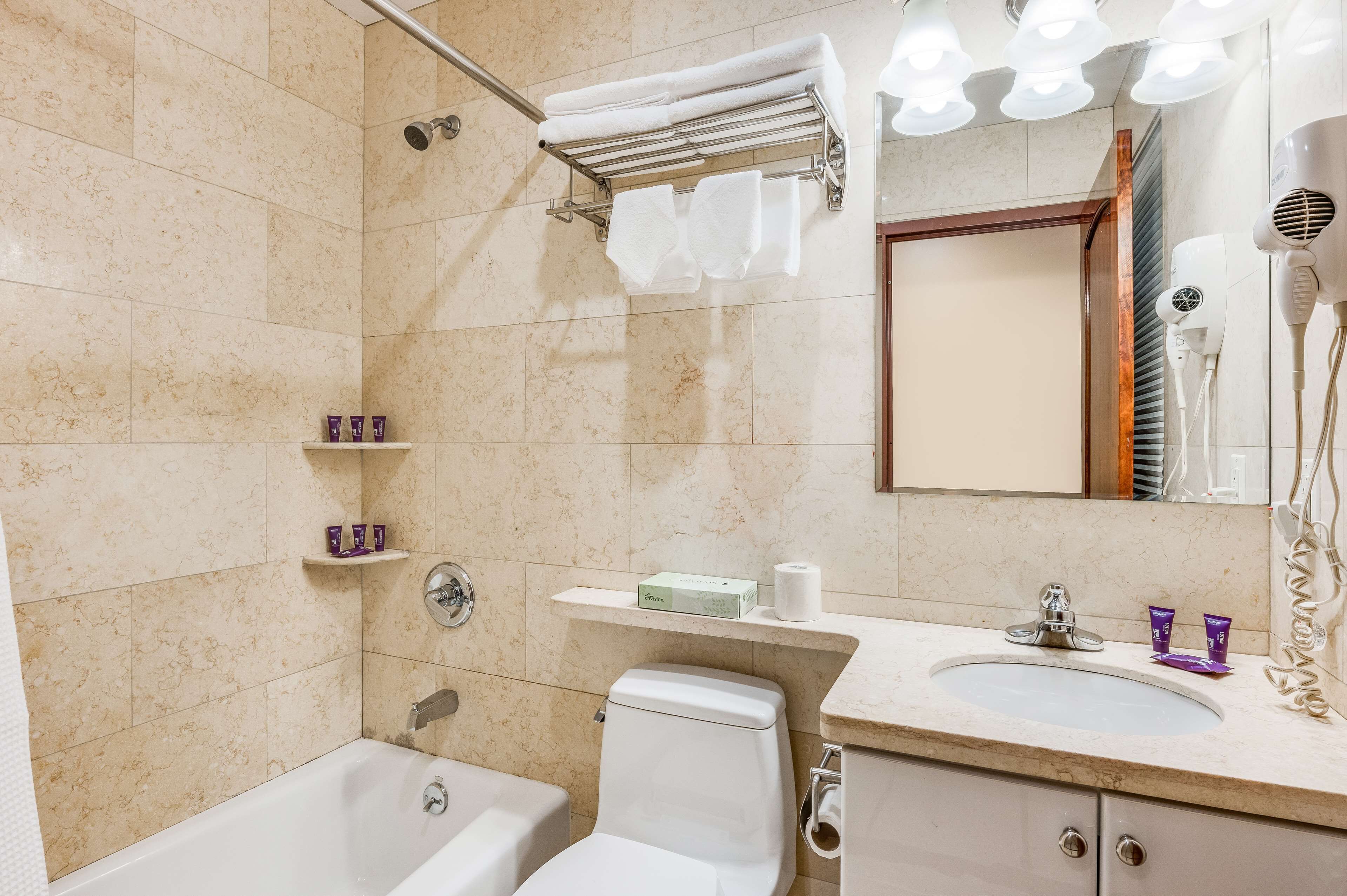 Foto - Knights Inn Brooklyn Sunset Park