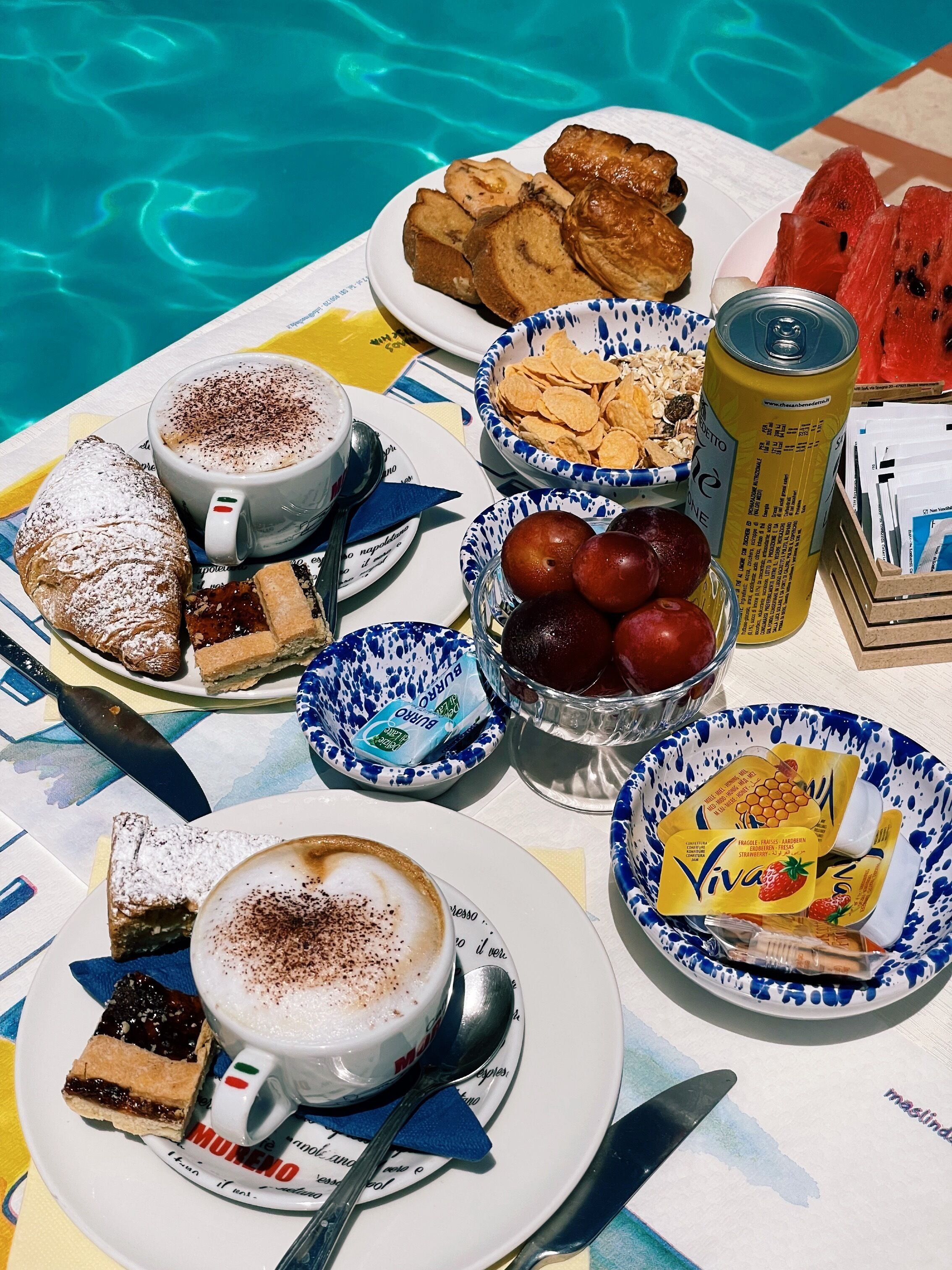 free buffet breakfast