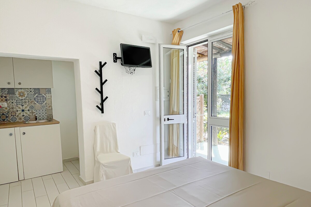ห้องดับเบิล, อาคารเสริม | ตู้นิรภัยในห้องพัก, โต๊ะทำงาน, Wi-Fi ฟรี, ผ้าปูที่นอน