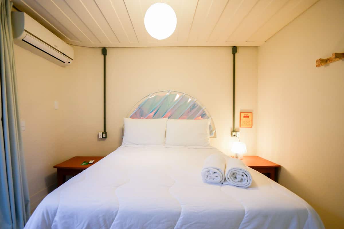 1 habitación y ropa de cama