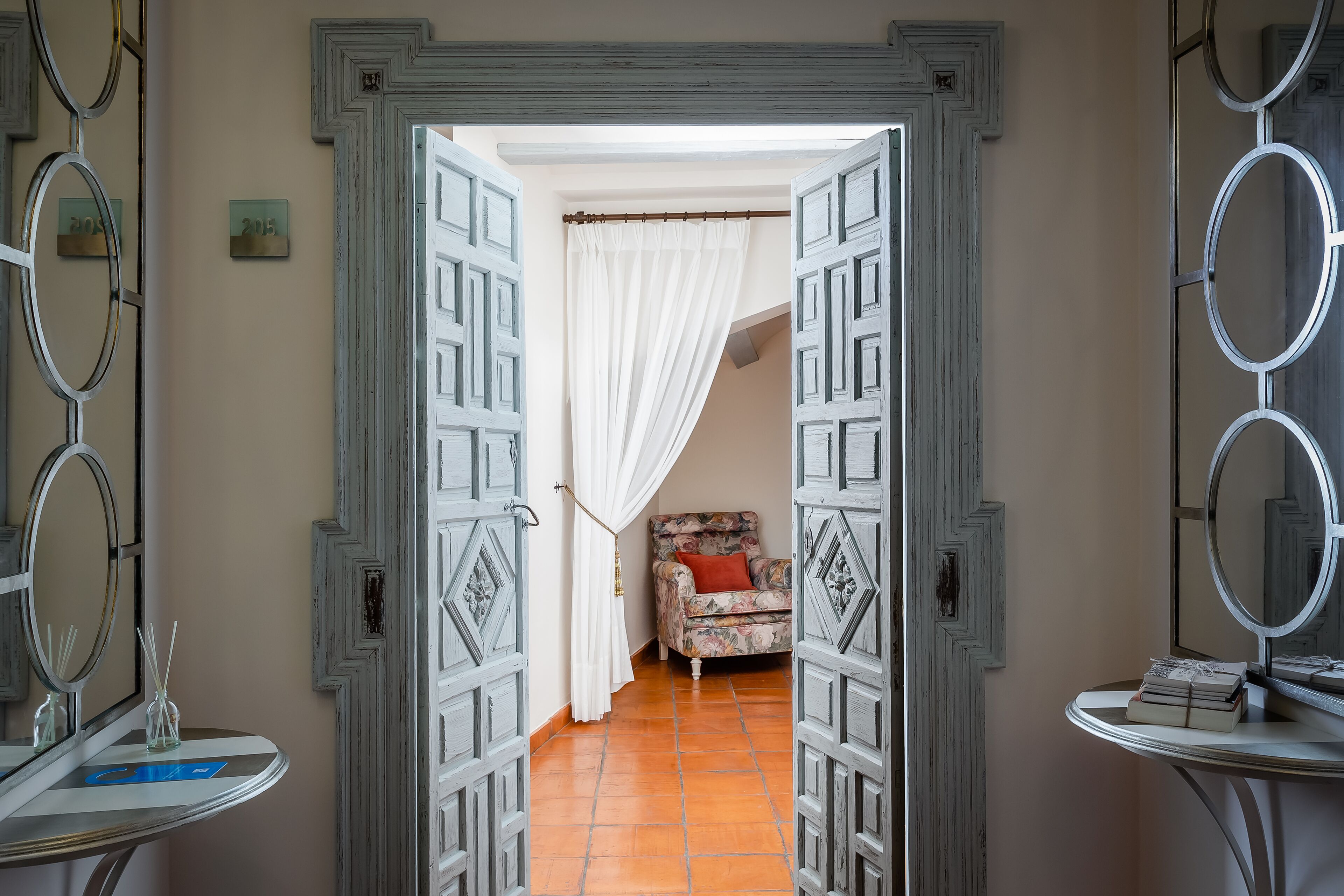 junior double room | 1 bedroom, premium bedding, memory-foam beds, in-room safe