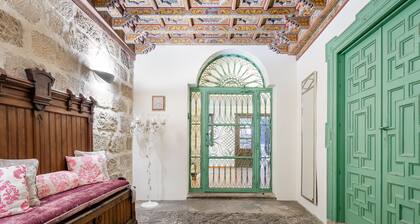 Hotel YIT La Casona del Arco