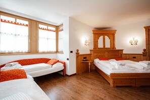 Departamento, 1 habitación (4 pax, cleaning fee excluded) | Edredón, caja de seguridad en la habitación y escritorio 