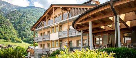 واجهة المنشأة