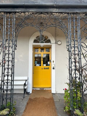Entrada de la propiedad