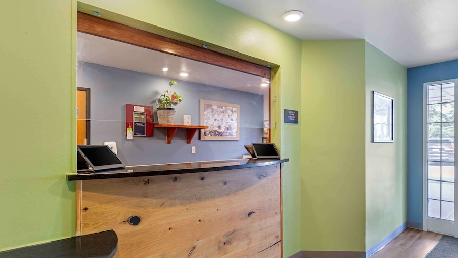 Extended Stay America Select Suites - Fayetteville - West