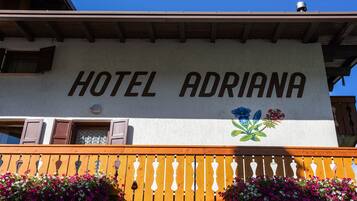 Standardzimmer | Terrasse/Patio