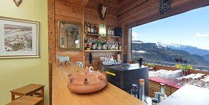 Bar (en la propiedad)