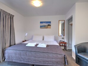 Studio | Blackout drapes, soundproofing, free WiFi, bed sheets - ASURE Hanmer Inn Motel (Hanmer Springs)