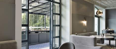 Frukostbuffé varje dag (EUR 29 per person)
