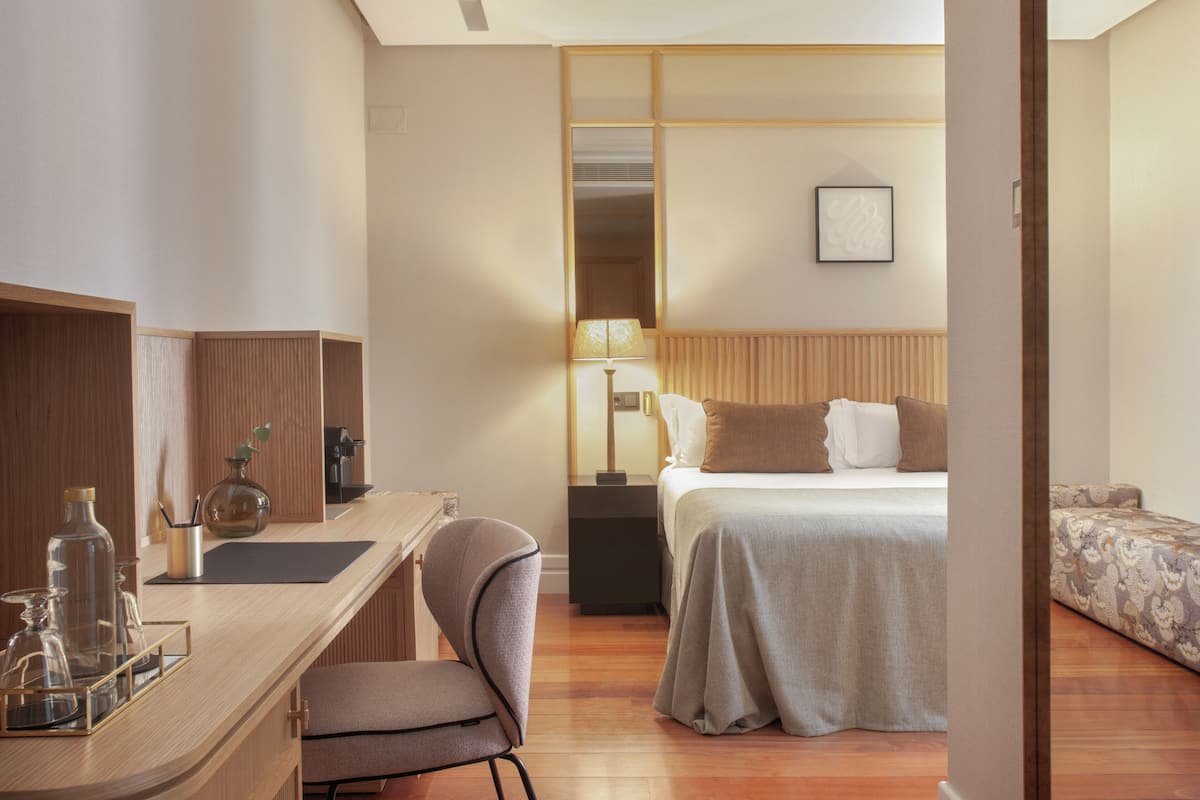 Chambre Double ou avec lits jumeaux | Draps en coton égyptien, literie de qualité supérieure, minibar
