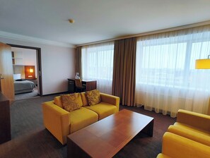 Apartment, 1 Double Bed (and Living Room) | Living area